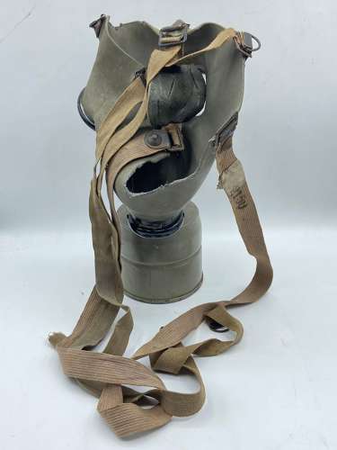 WW2 1941 Dated Czechoslovakian Made German Eckhardt Gas Mask