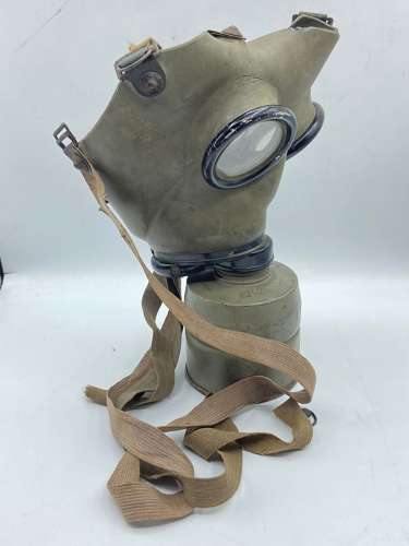 WW2 1941 Dated Czechoslovakian Made German Eckhardt Gas Mask