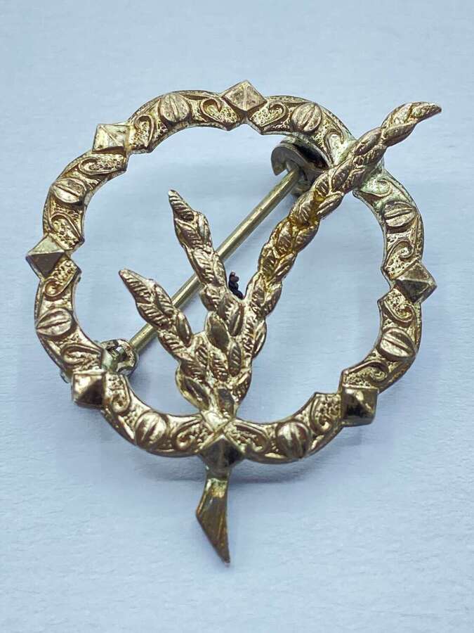 Beautiful Vintage Sterling Silver Ward Brothers Signed Floral Brooch