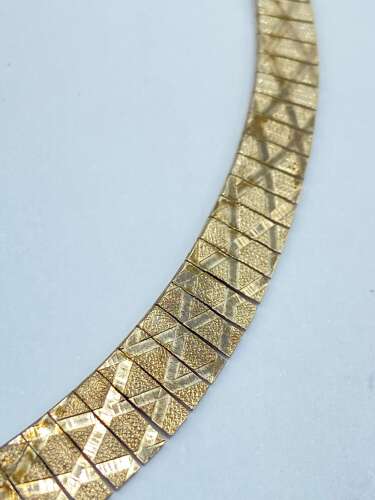Beautiful Vintage Sterling Silver Cross Patterned Collar Necklace