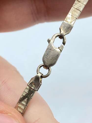 Beautiful Vintage Sterling Silver Cross Patterned Collar Necklace