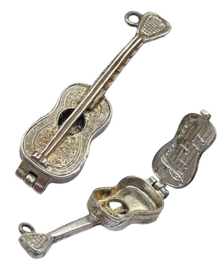 Beautiful Vintage Sterling Silver Opening Spanish Guitar Ole Ole Bracelet Charm