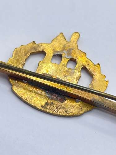 WW1 Gilt & Enamel British Army Dorset Regiment Sweetheart Brooch