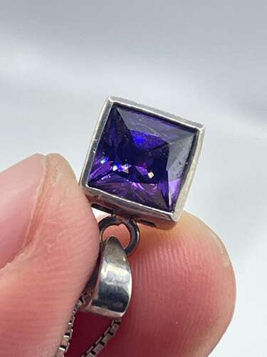 Beautiful Vintage Sterling Silver & Faceted Amethyst Necklace
