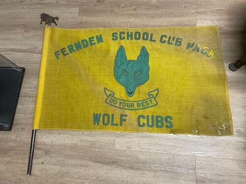 Pre WW2 British Home Front Fernden School Cub Pack Wolf Cubs Flag & Pole Topper