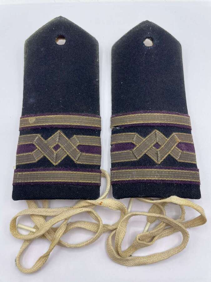 Pair Of WW2 British Merchant Navy Chief Engineer Shoulder Boards With Laces