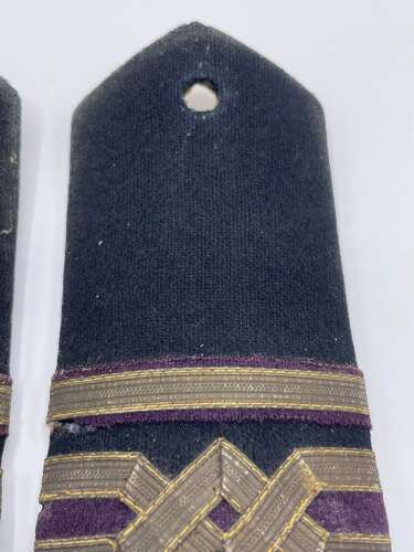 Pair Of WW2 British Merchant Navy Chief Engineer Shoulder Boards With Laces