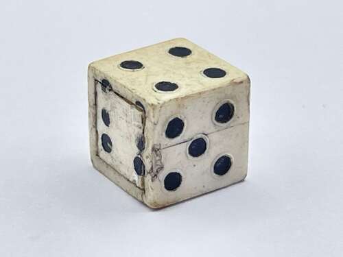 WW2 Period British SOE Hollow Bakelite Dice Used For Compasses, Maps & Messages