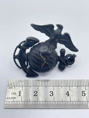 WW2 United States Marine Corps USMC Marine Officer EGA Hat Badge