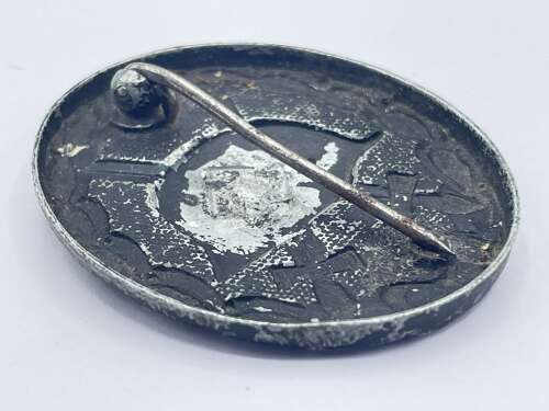 WW2 Period German Bronze Wound Badge Verwundetenabzeichen
