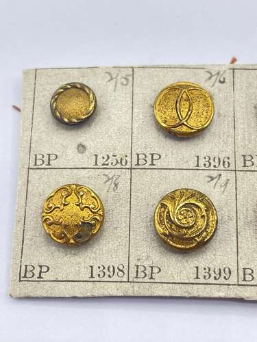 Beautiful Antique Gilded “Australian Tiny Samples” Salesman’s Buttons On Card