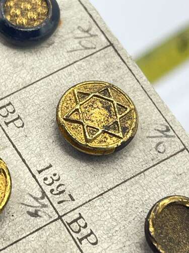 Beautiful Antique Gilded “Australian Tiny Samples” Salesman’s Buttons On Card