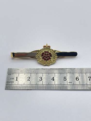 Post WW2 British Army Gold Tone & Enamel Duke Of Lancasters Regiment Tie Pin