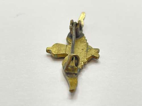 Small WW2 British Royal Air Force RAF Gilt Brass Sweetheart Brooch