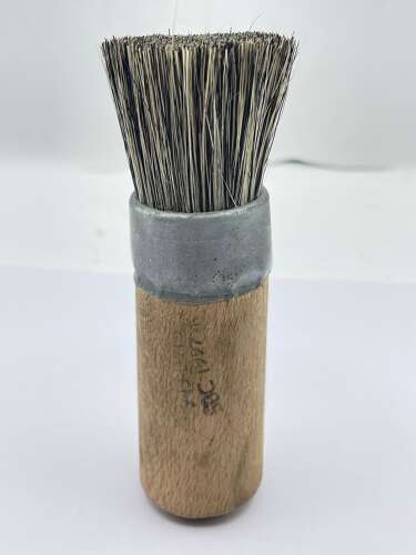 Post WW2 British Army 1997 Dated Shaving Brush Marked With Broad Arrow