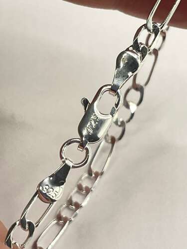 Beautiful Sterling Silver Unisex Figaro Chain Bracelet
