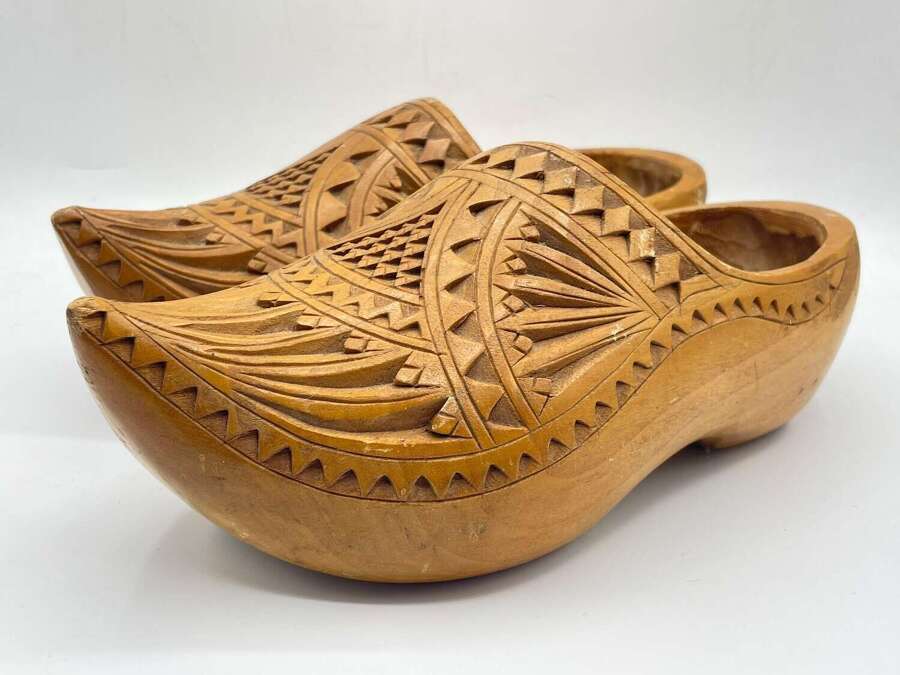 Beautiful Vintage Hand Carved Wooden Decorative Dutch Clogs